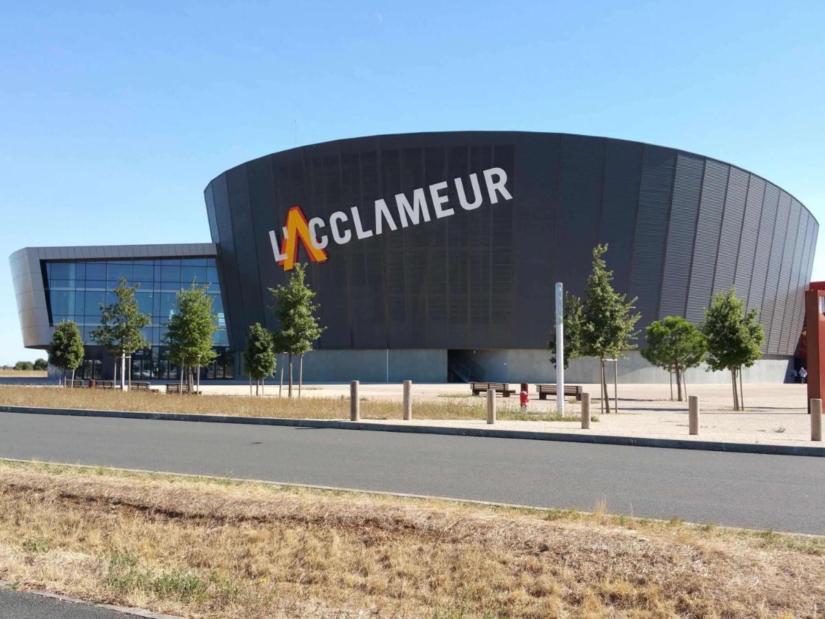 ibis budget Niort - La Crèche Esterno foto